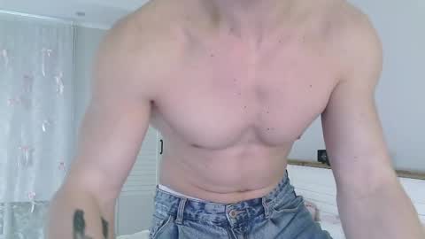 Eric Crush online show from April 2026 07:14:01 AM