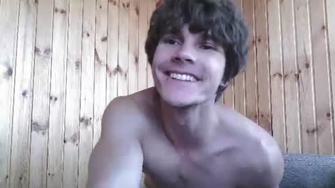 Snapshot of eric_crush chatting on July 2026 04:04:02 AM Eric Crush online show from July 2026 04:04:02 AM