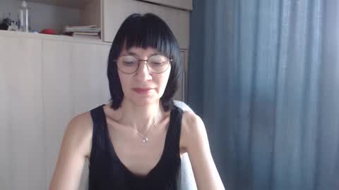 ericablack8 online show from February 2026 12:31:01 PM