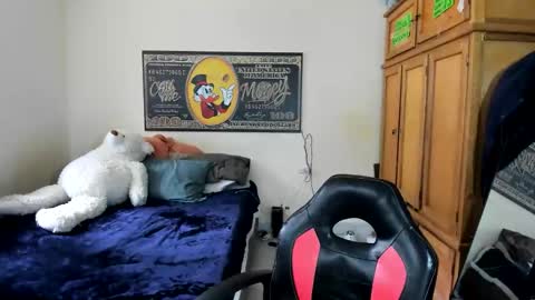 erick_de_rossee online show from April 2026 06:49:02 PM