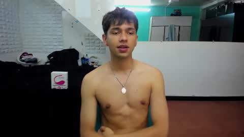 erick_hot12 online show from May 2026 08:05:02 PM