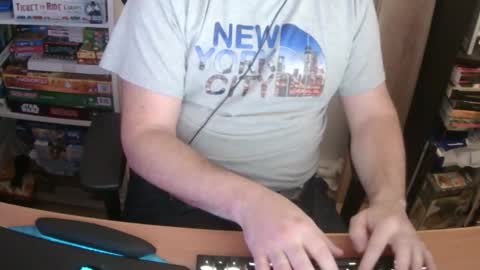 Erik Dapper online show from December 2025 06:04:01 PM