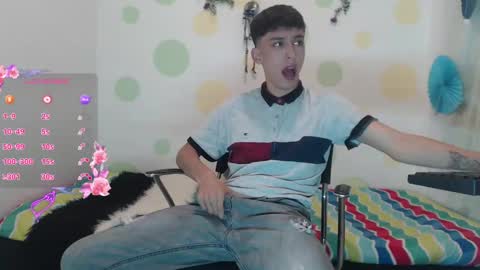 Snapshot of erik_lion chatting on December 2024 01:46:01 AM Jhon online show from December 2024 01:46:01 AM