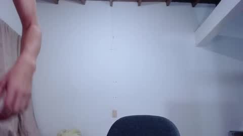 Snapshot of erik_rodriguez chatting on January 2025 01:08:01 AM Erik rodriguez online show from January 2025 01:08:01 AM