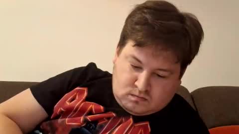 erikstar online show from December 2025 02:46:02 PM