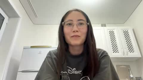 Luna online show from June 2026 09:17:02 PM