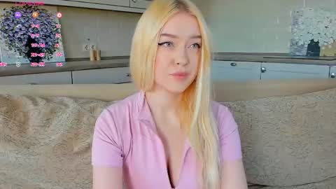 Snapshot of erlenbayer chatting on July 2026 04:59:01 AM Chanel online show from July 2026 04:59:01 AM