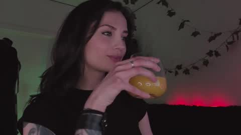 erohaze online show from February 2026 01:47:01 PM