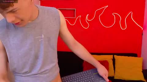 Snapshot of eros_steel chatting on July 2026 03:56:02 AM Eros online show from July 2026 03:56:02 AM