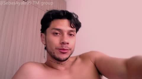 Snapshot of erosdominant_ chatting on June 2026 06:39:01 PM erosdominant_ online show from June 2026 06:39:01 PM