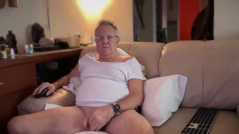 Snapshot of erostalk chatting on January 2026 09:29:01 PM eros online show from January 2026 09:29:01 PM