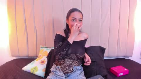 Scarlett online show from April 2026 08:31:01 PM