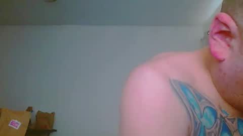 Snapshot of escodamus12 chatting on January 2025 03:12:02 PM escodamus12 online show from January 2025 03:12:02 PM