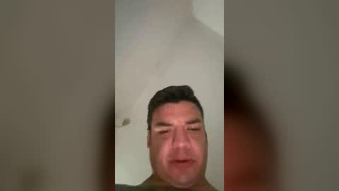 Snapshot of escodamus12 chatting on July 2026 11:52:01 AM escodamus12 online show from July 2026 11:52:01 AM
