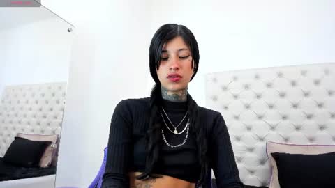 esmeralda  online show from July 2026 03:18:02 PM