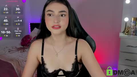 Esmeralda online show from June 2026 12:26:02 PM
