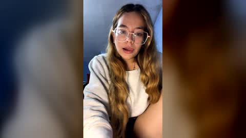 esmeralda_tp online show from March 2026 10:24:02 PM