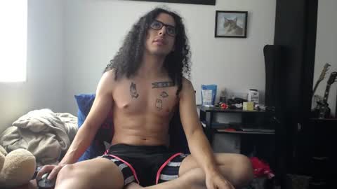 Snapshot of esnaider_man chatting on July 2026 04:47:01 PM Esnider online show from July 2026 04:47:01 PM