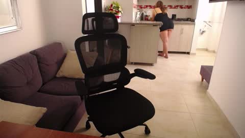 Juliana online show from March 2026 02:21:02 PM