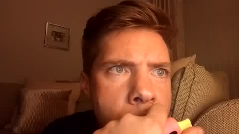 essexlad2022 online show from April 2026 11:44:01 PM