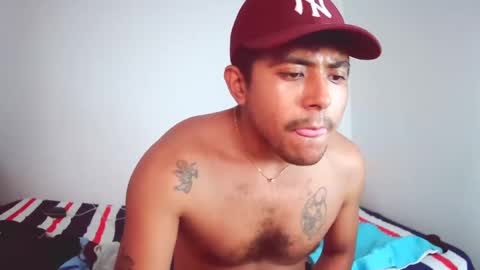 wailer1996 online show from December 2024 03:16:02 PM