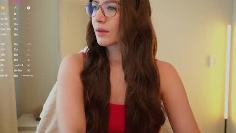 Snapshot of ester_hill chatting on July 2026 03:31:02 AM Ester online show from July 2026 03:31:02 AM
