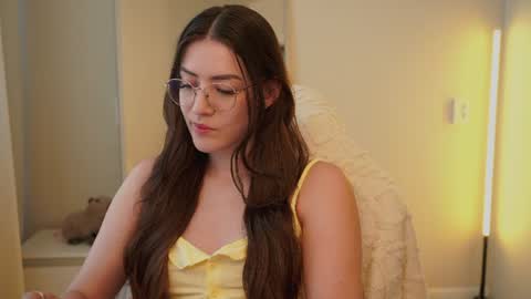 Ester online show from July 2026 04:28:02 AM