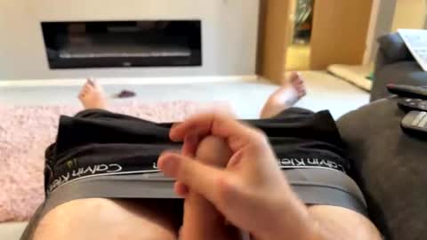 esxguy1 online show from June 2026 06:52:01 PM