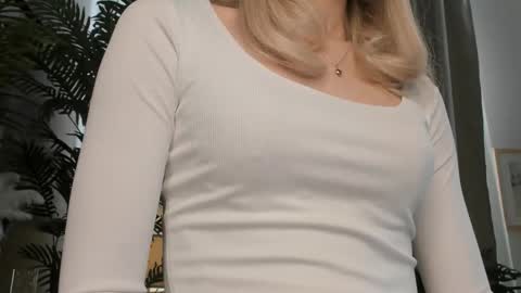 Natalie online show from March 2026 05:57:02 AM