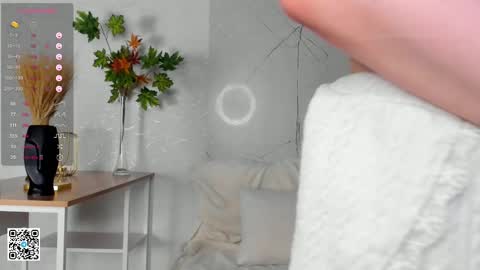 Dana today my first day online show from March 2025 07:53:01 PM