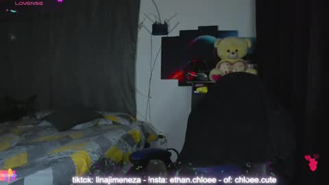  Chloe  Ethan  online show from January 2025 02:45:02 AM