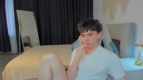 Ethan online show from July 2026 03:59:02 PM