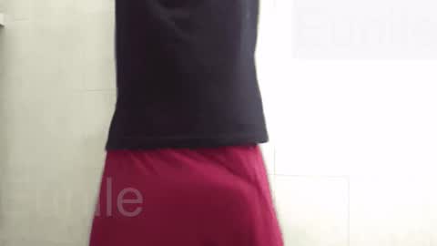 eunile online show from December 2025 08:03:01 PM