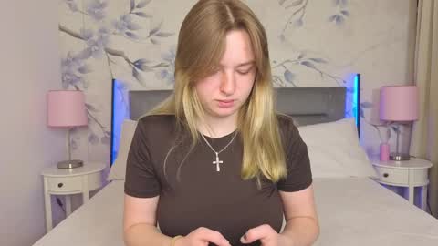 Eva online show from April 2026 12:32:02 PM