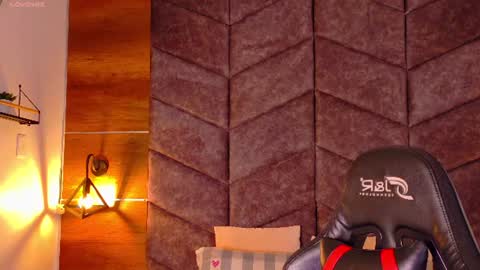 Snapshot of eva_daemon chatting on June 2026 11:36:01 AM EVA DAEMON online show from June 2026 11:36:01 AM