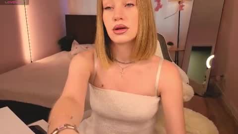 eva hamilton online show from July 2026 12:57:02 AM