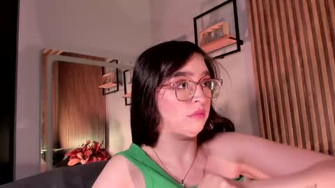 Angelinne online show from April 2026 03:08:02 AM