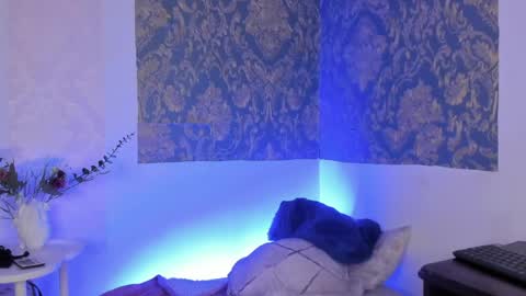 Eva  online show from August 2026 10:25:02 AM