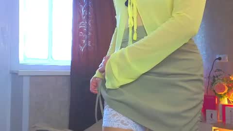 Hi there i am Eva and i wish create a nice community with you so join my Ticket Show for more pleasure online show from June 2026 10:16:02 AM
