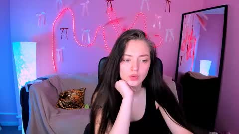 Eva online show from March 2026 06:39:01 AM