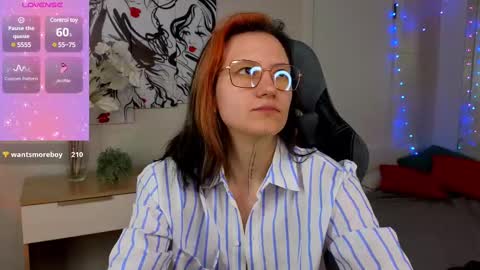 eva_vils online show from January 2025 06:43:01 PM