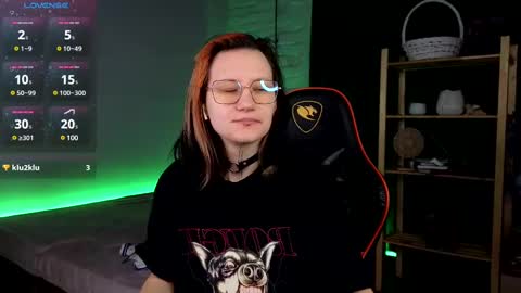 eva_vils online show from January 2025 04:45:01 PM