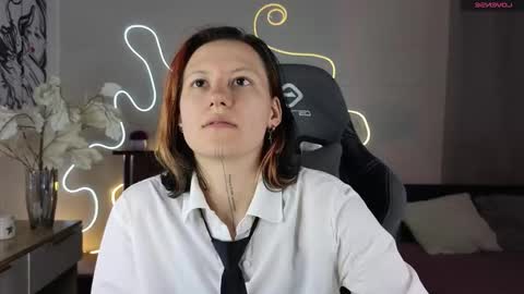 eva_vils online show from September 2025 05:45:01 PM