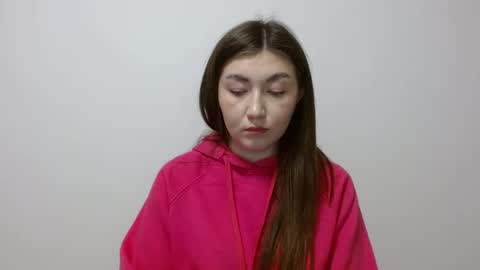 Evachaturbatte online show from April 2026 05:10:02 PM