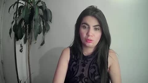 evacollins12 online show from December 2024 01:46:01 AM