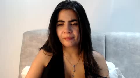 evacollins12 online show from July 2026 01:48:02 AM