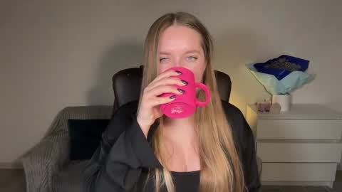 Eva online show from April 2026 07:18:01 PM