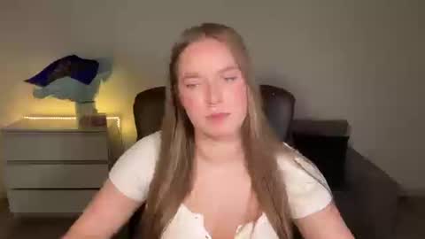 Snapshot of evajuly chatting on July 2026 10:00:01 PM Eva online show from July 2026 10:00:01 PM