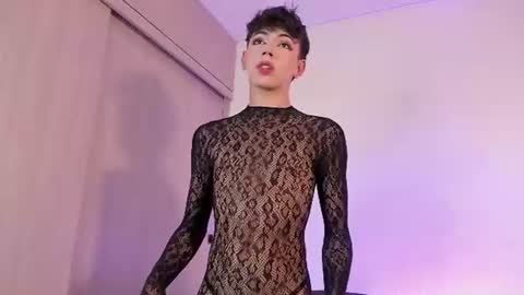 Evan voss  help me get 200 likesindependent model online show from July 2026 08:25:01 PM