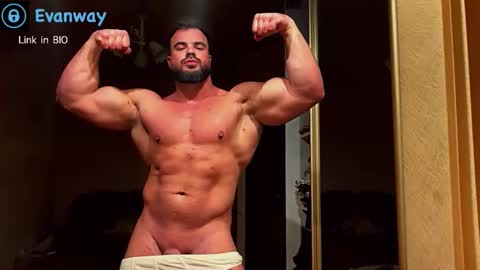 EvanHOTi online show from April 2026 10:07:02 PM